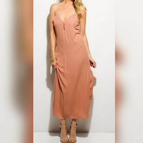 🆕🌿BOUTIQUE BLUSH SPAGHETTI STRAP DRESS🌿 - Picture 6 of 10